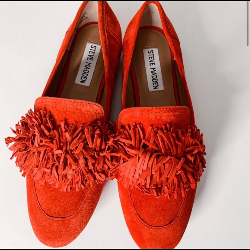 Steve Madden suede red flats